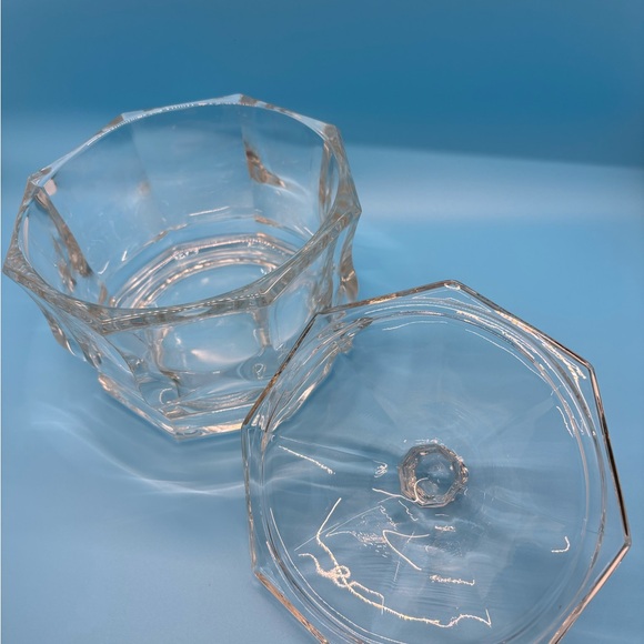 Vintage Clear Indiana Glass (Heavy) Octagonal Candy Dish Bowl With Lid - Picture 4 of 7